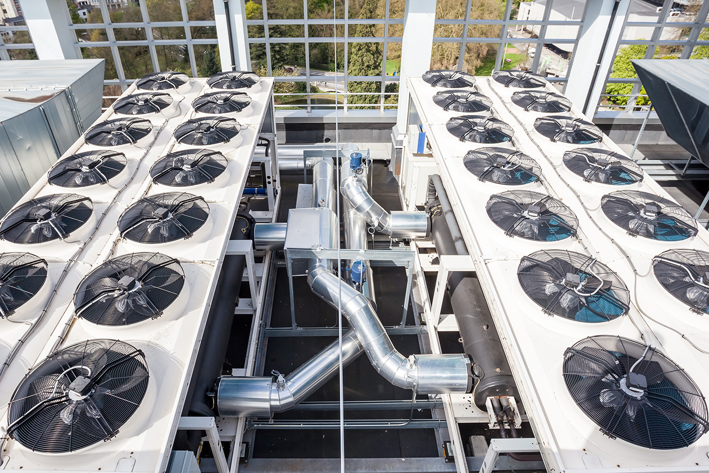 RMS Pros specializes in delivering tailored commercial air conditioning solutions, offering reliable cooling systems for businesses of all sizes. Discover energy-efficient systems, from chiller installations to heat pumps.
